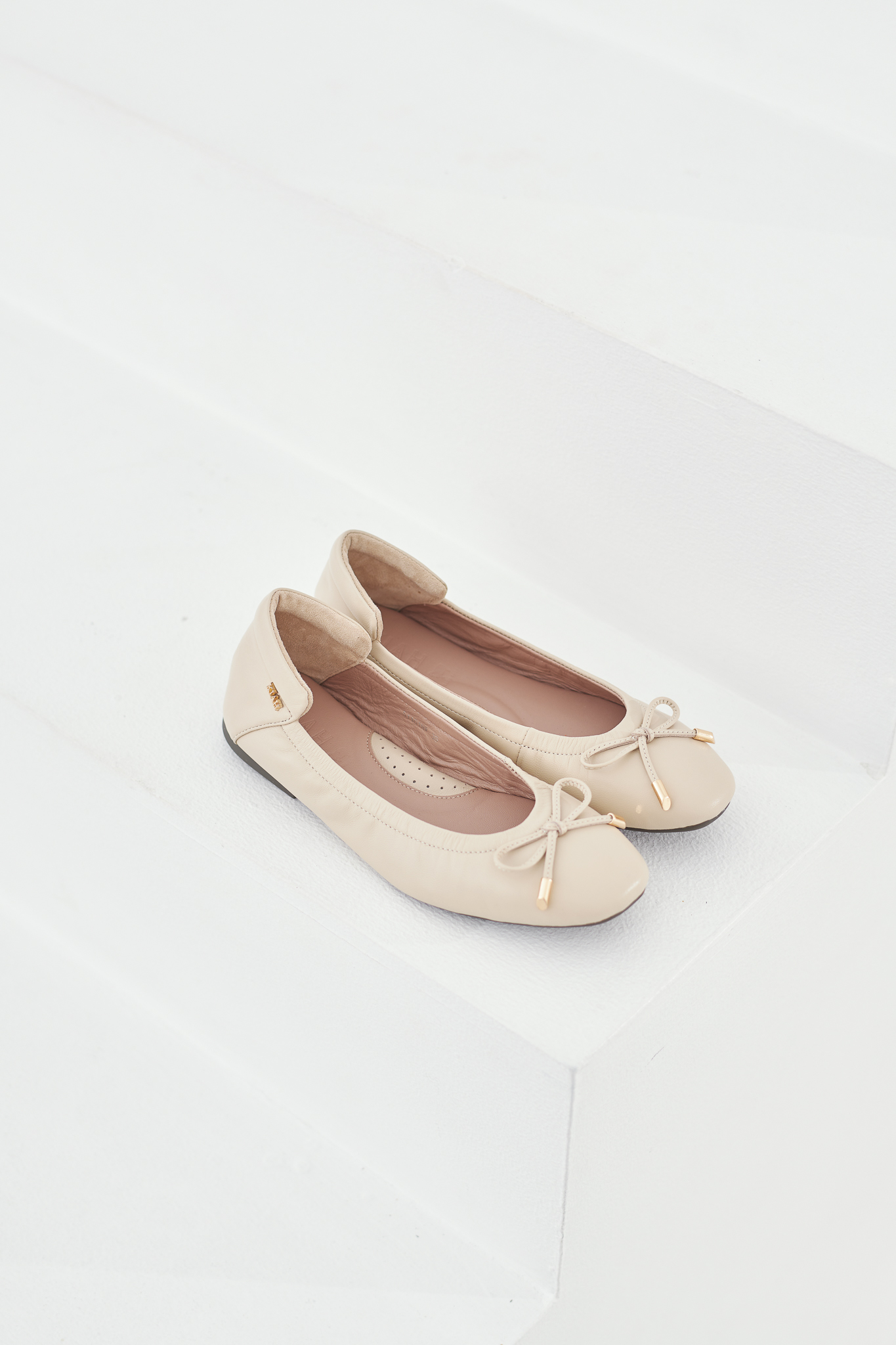 OLIVIA BALLET (WHITE) : 51101NW