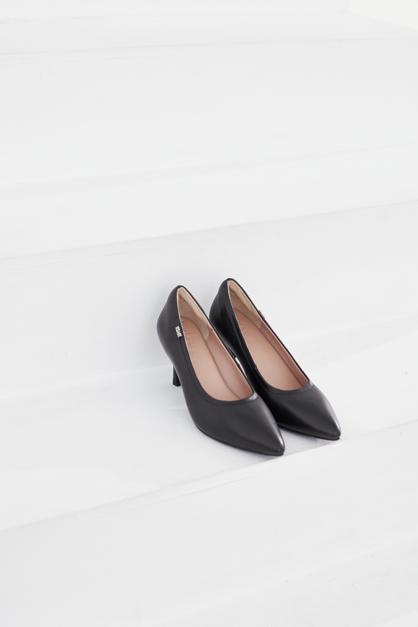 CHLOE HEEL 2.1/2" (BLACK) : 51106NB