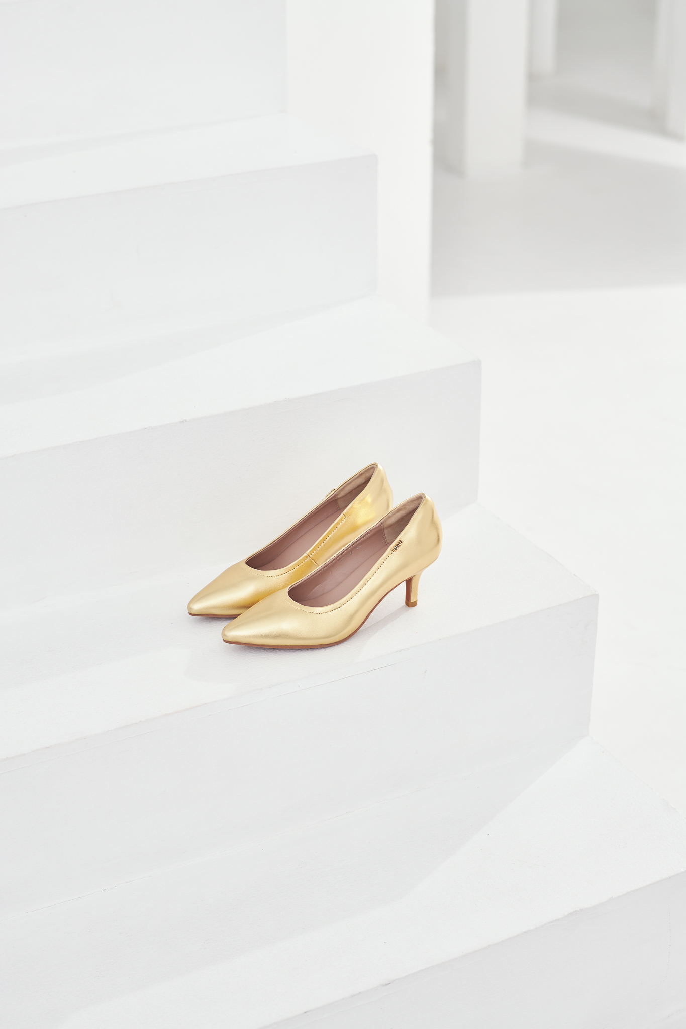 CHLOE HEEL 2.1/2" (GOLD) : 51106NO